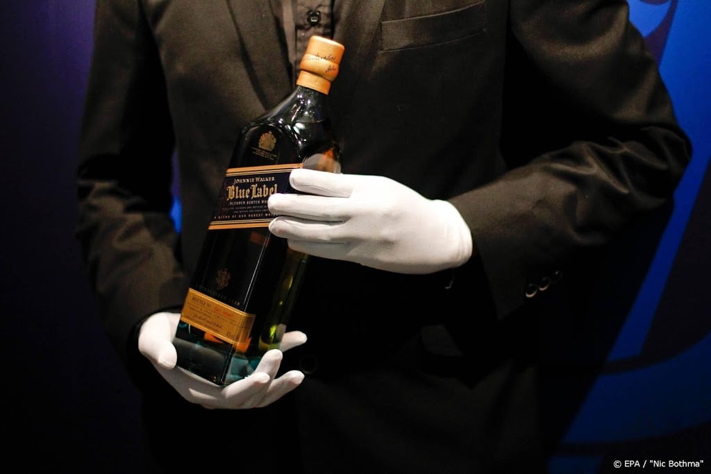 Virus bezorgt bedrijf achter Johnnie Walker miljoenenklap