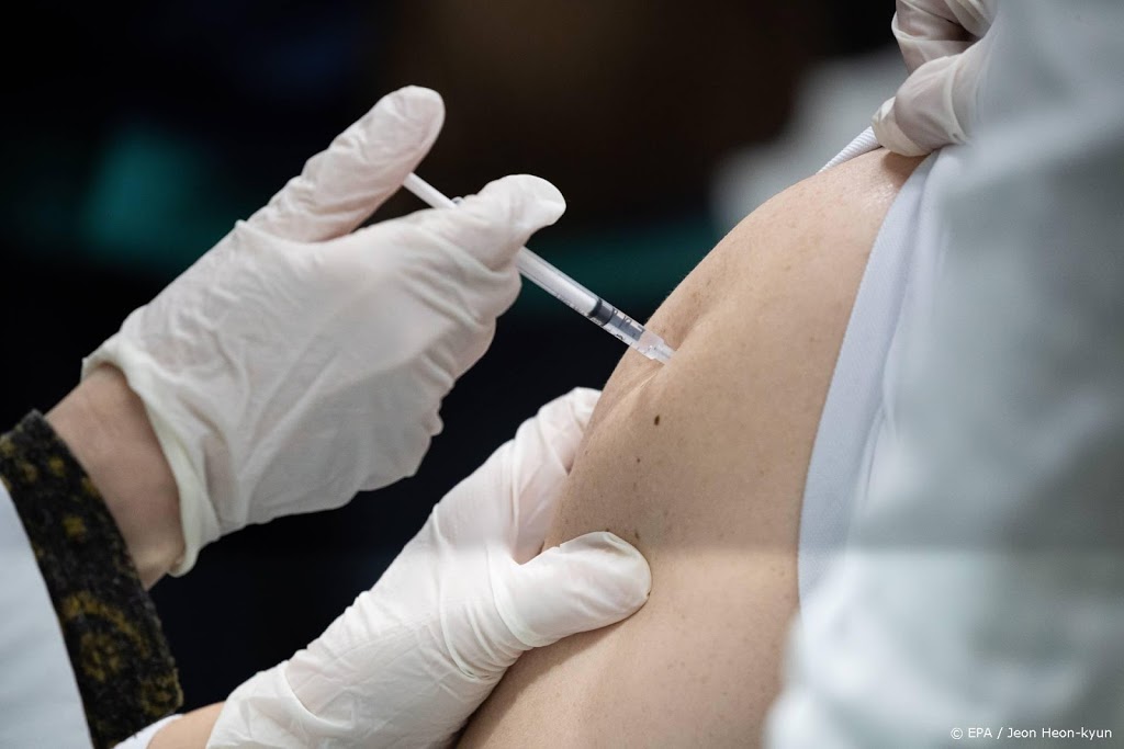 België houdt vaccins AstraZeneca tot twee weken vast