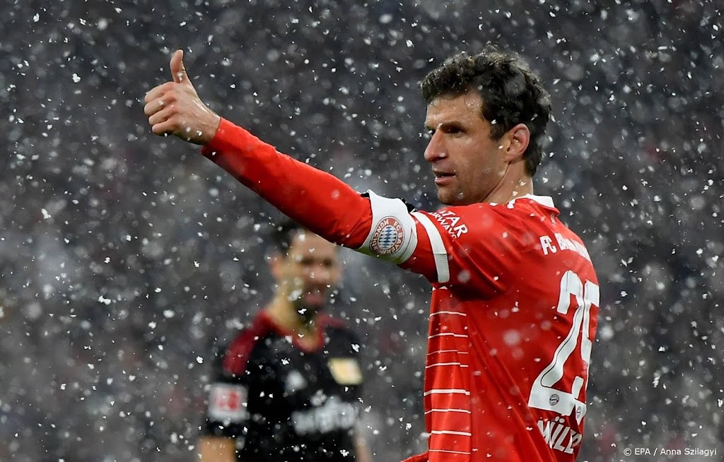 Bayern München klopt Union Berlin en is weer koploper 