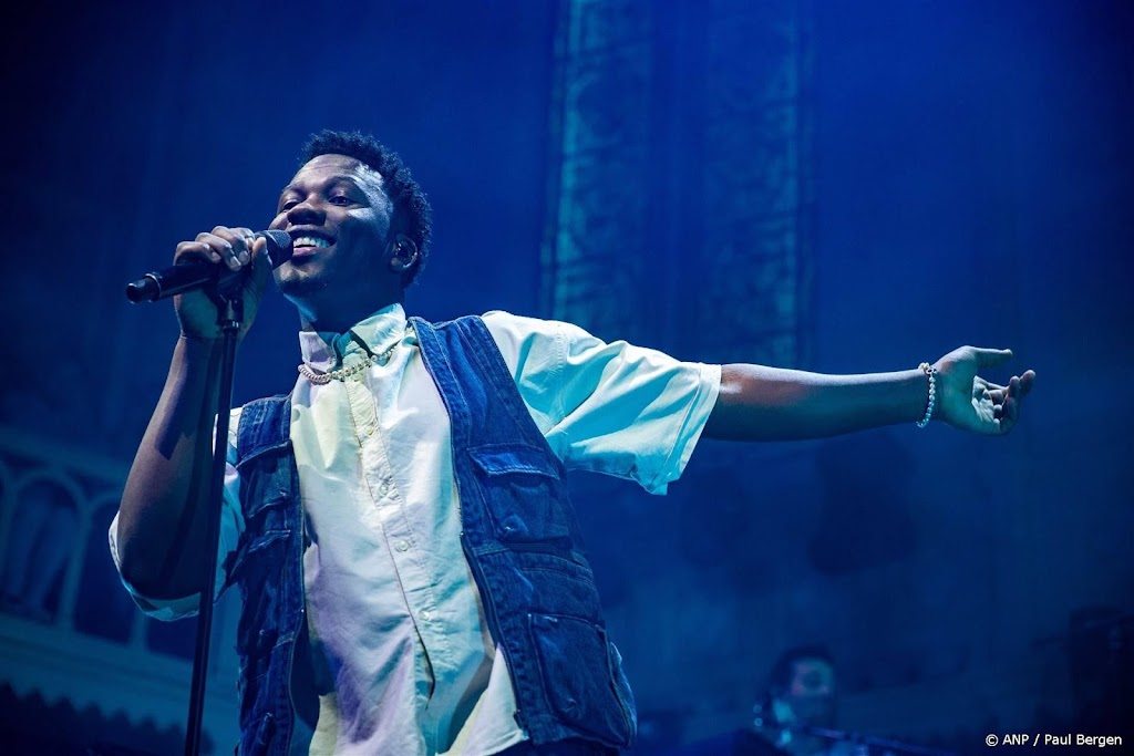 Songfestivalinzending Claude gelekt, nummer heet C'est La Vie