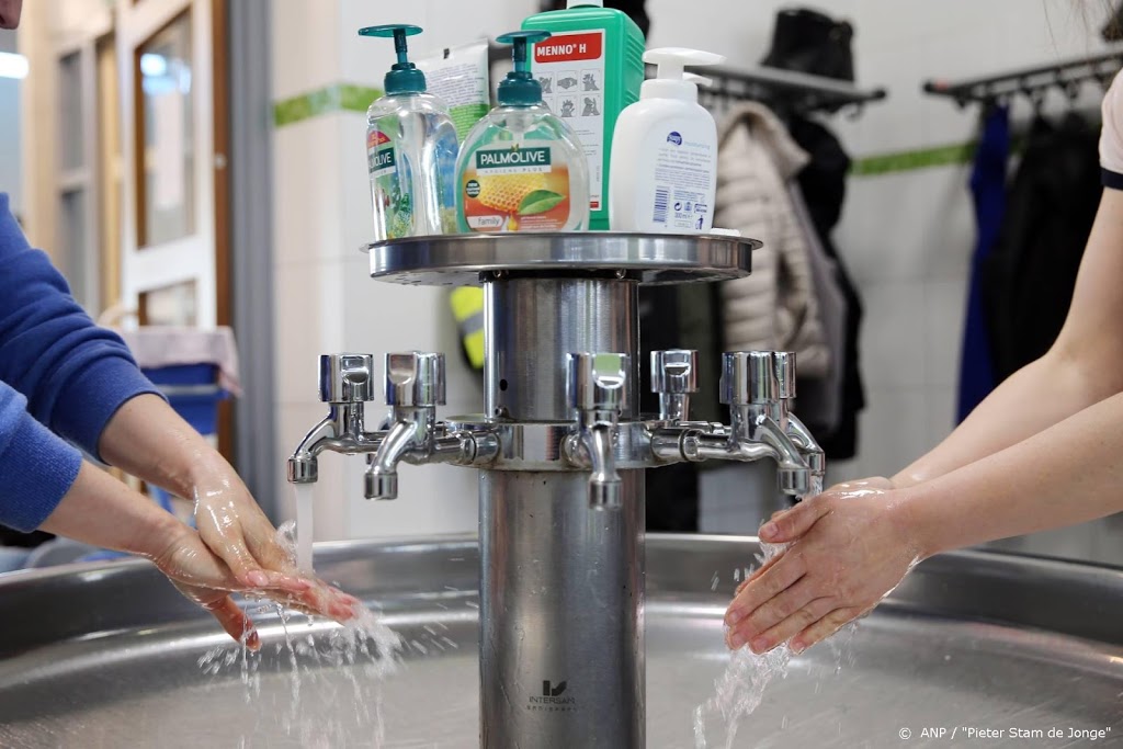 Nederlands dodental door coronavirus opgelopen tot 434