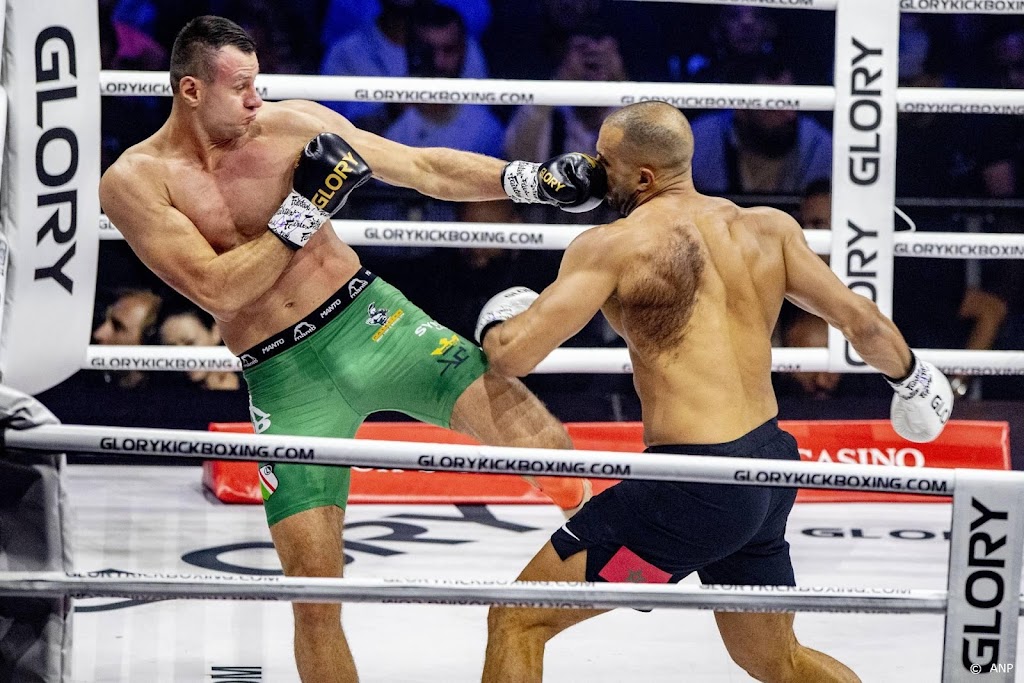 Glory haalt kickbokser Wrzosek na rellen van wereldranglijst