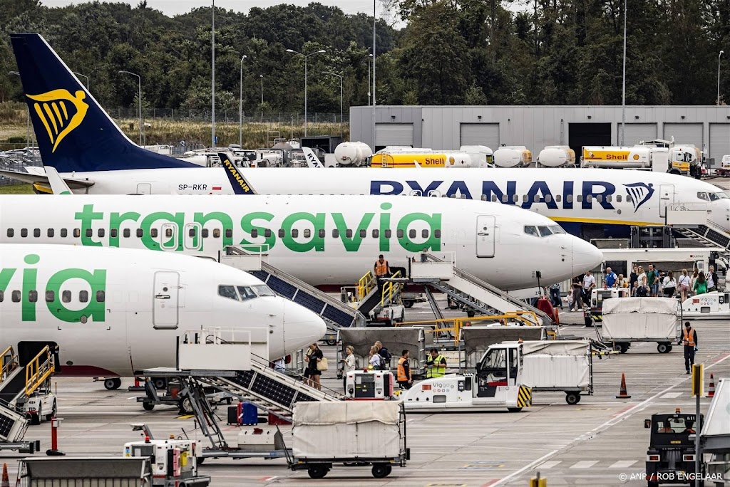 Duizenden reizigers gedupeerd door schrappen vluchten Transavia