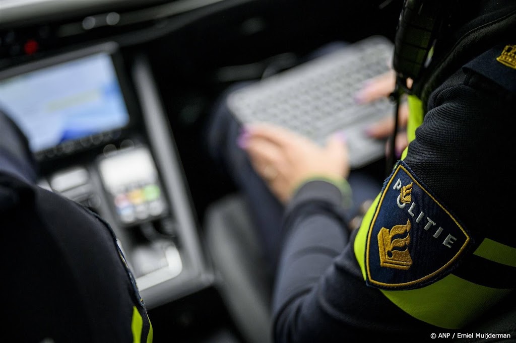 Doorzoekingen na Drentse kunstroof, helm niet gevonden