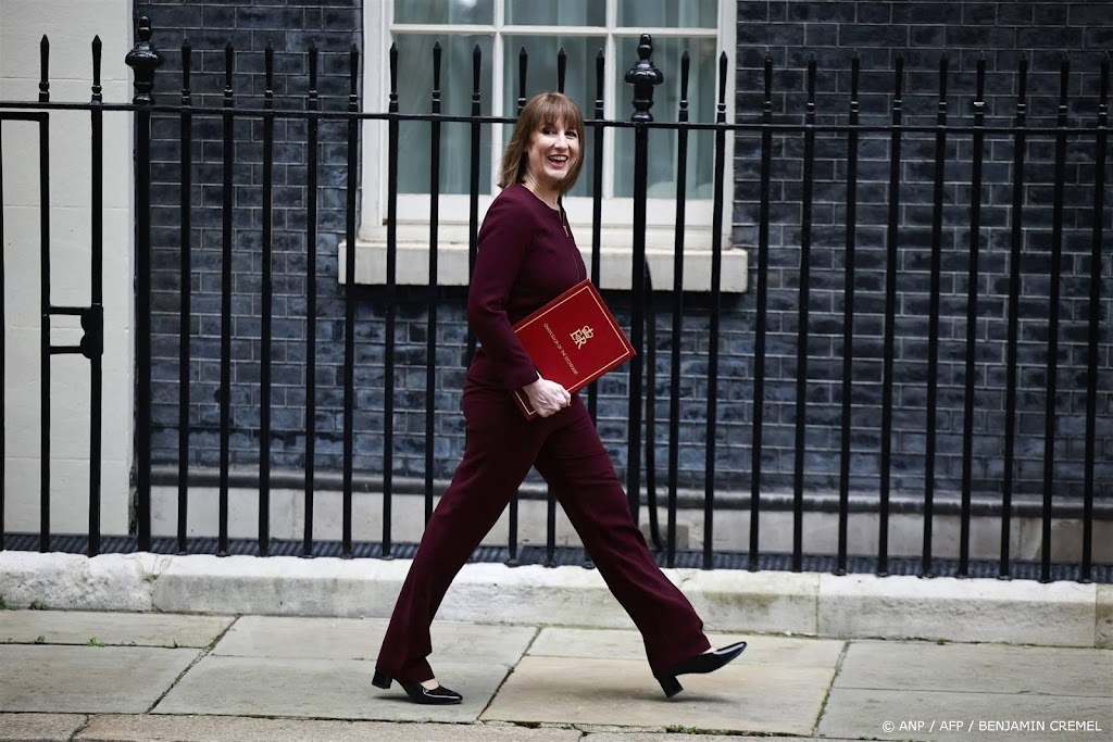 Britse regering veel somberder over economische groei