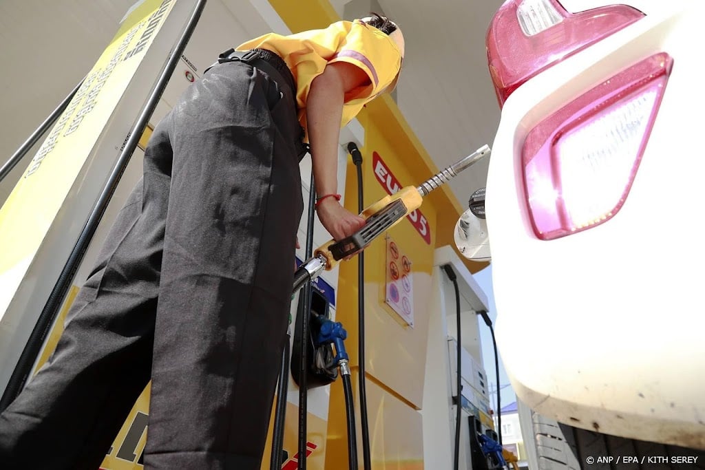 Polen verlaagt de accijns en btw op brandstof om prijsstijgingen