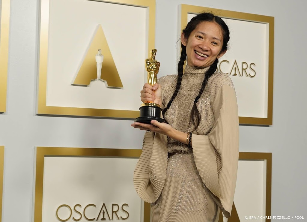 Nomadland grote winnaar bij Oscars, Anthony Hopkins beste acteur