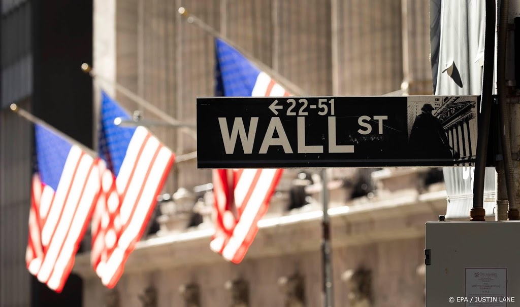 Wall Street begint drukke cijferweek licht hoger