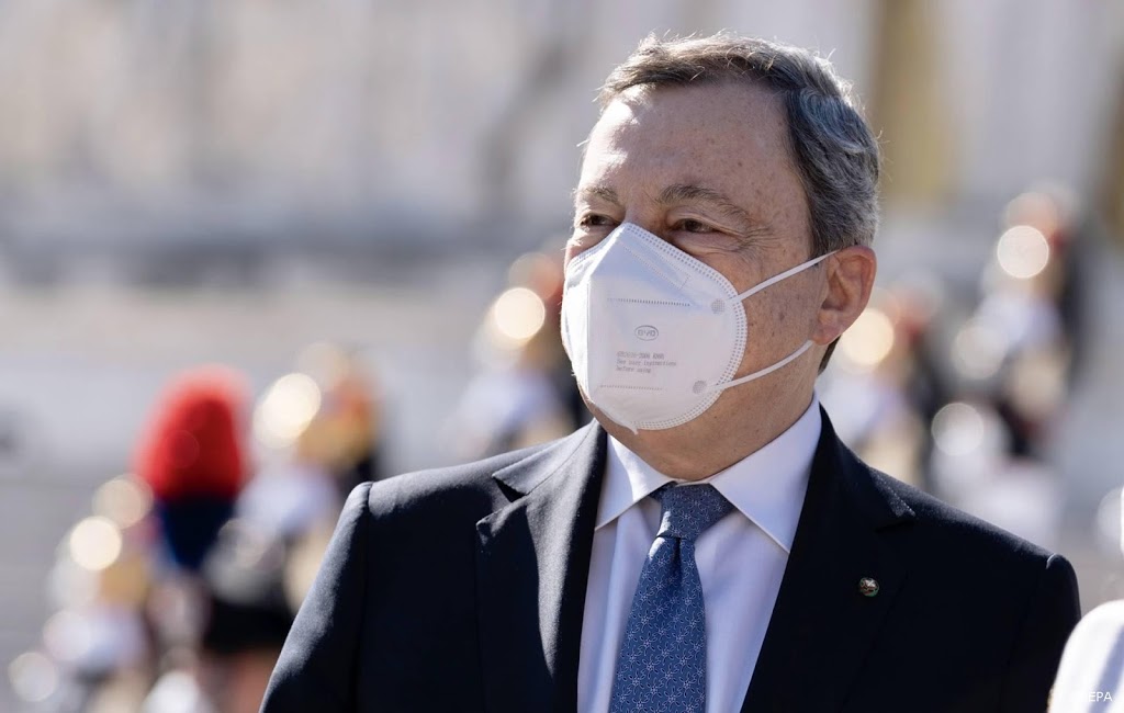 Italiaanse premier Draghi presenteert groot coronaherstelpakket
