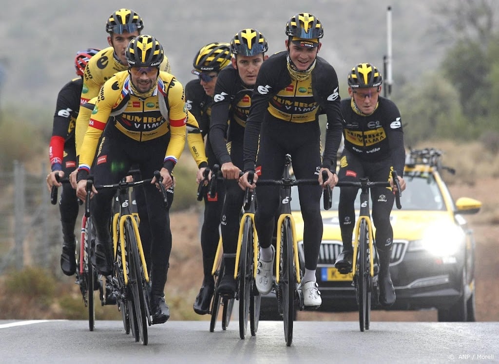 Oomen naast Dumoulin en Foss derde kopman Jumbo-Visma in Giro