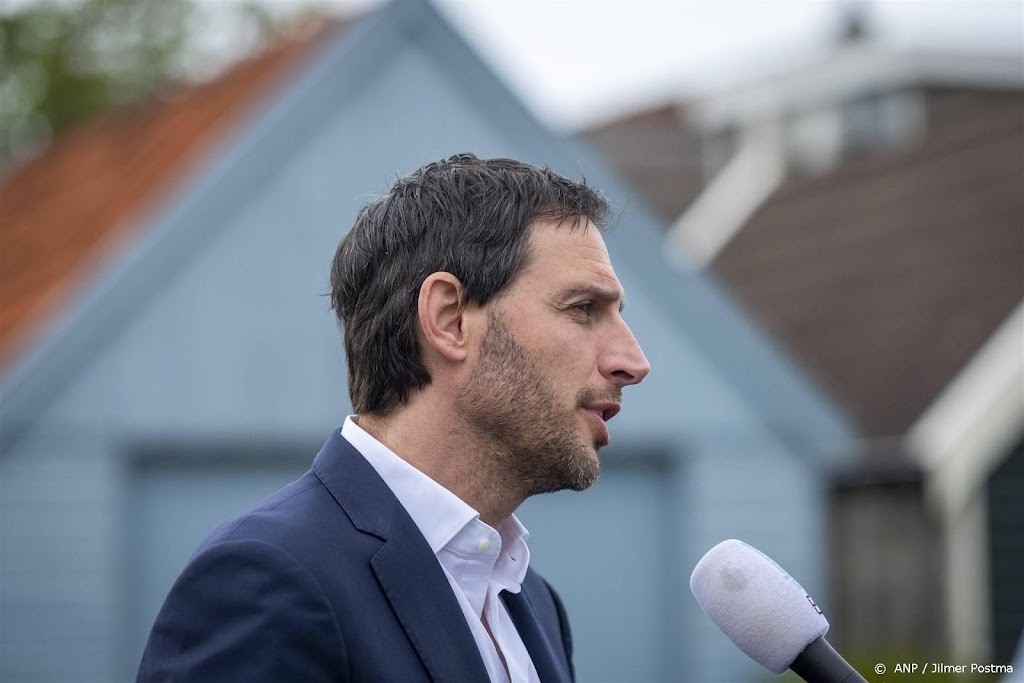 Hoekstra: zeker 150 Nederlanders hebben Soedan verlaten  