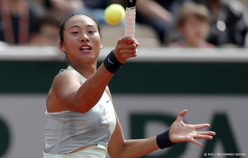 Oud-kampioene Halep op Roland Garros verrast door Chinese tiener