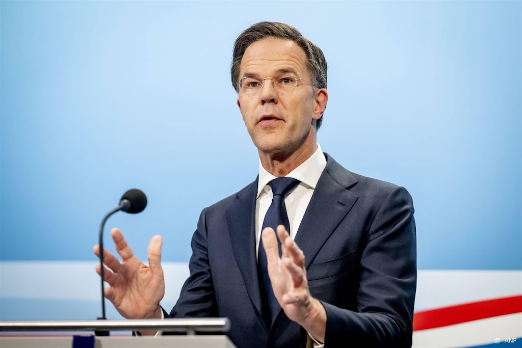 Rutte: geen garantie dat in Ter Apel niemand in gras moet slapen 