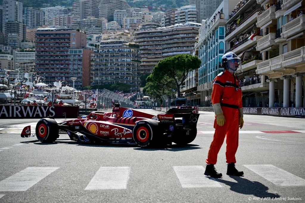 Leclerc wint voor het eerst F1-race in Monaco, Verstappen zesde