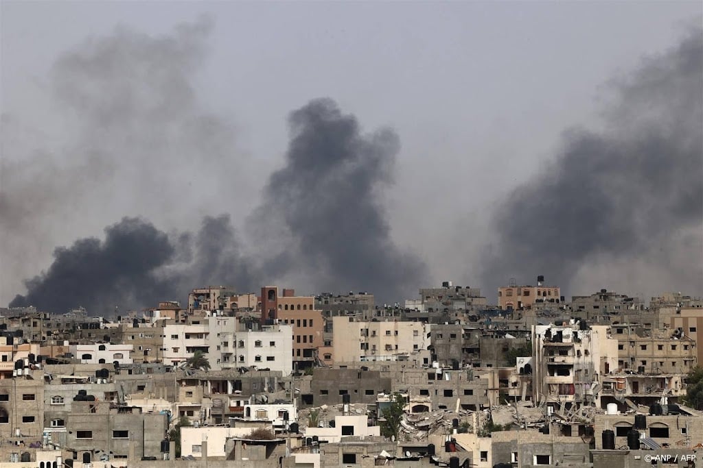 Palestijnen melden burgerdoden door luchtaanval Israël op Jabalia