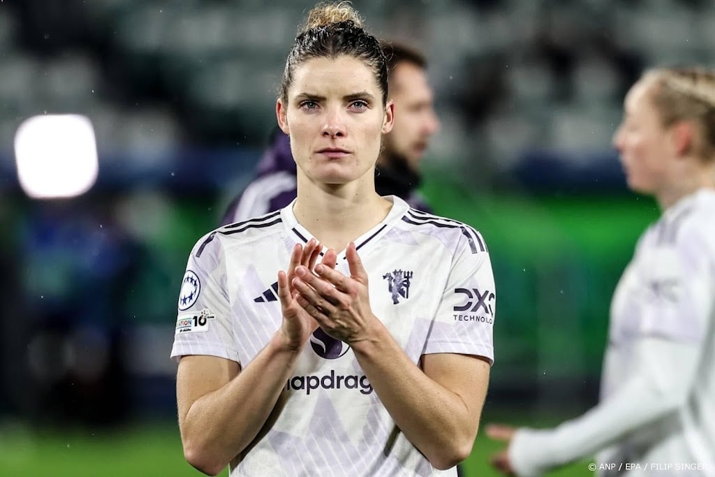 Aanvoerster Janssen keert terug bij Oranjevrouwen 