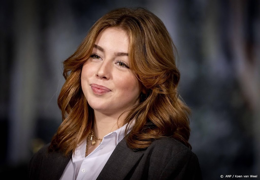 Koninklijk Huis brengt nieuwe foto's Alexia wegens 18e verjaardag