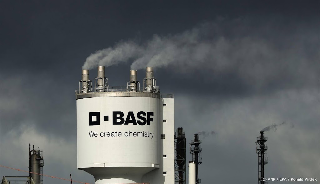 Proyek BASF di Indonesia membantu masyarakat yang tidak memiliki kontak dengan dunia luar