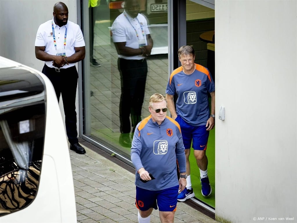 Strakke gezichten en bedrukte stemming 'the day after' bij Oranje
