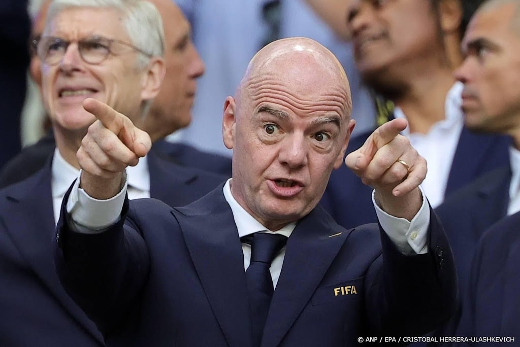 FIFA-voorzitter Infantino onder de indruk van Curaçao