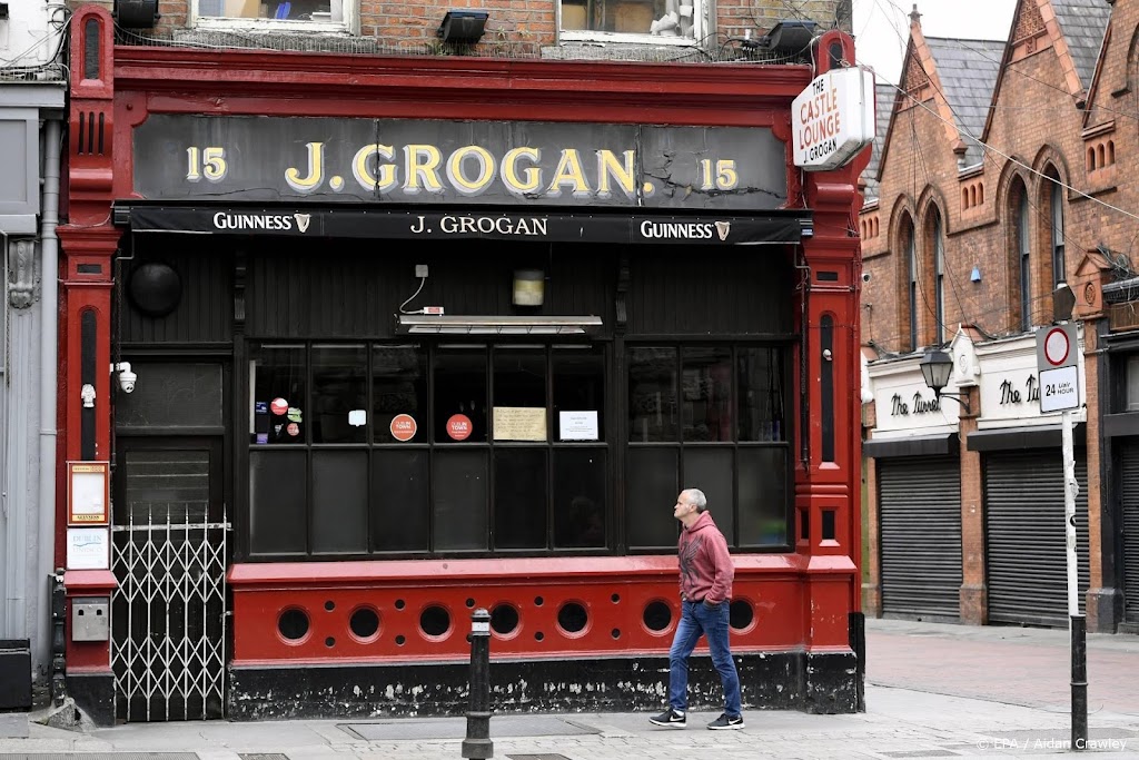 Ierland laat volledig gevaccineerden weer binnen bij horeca