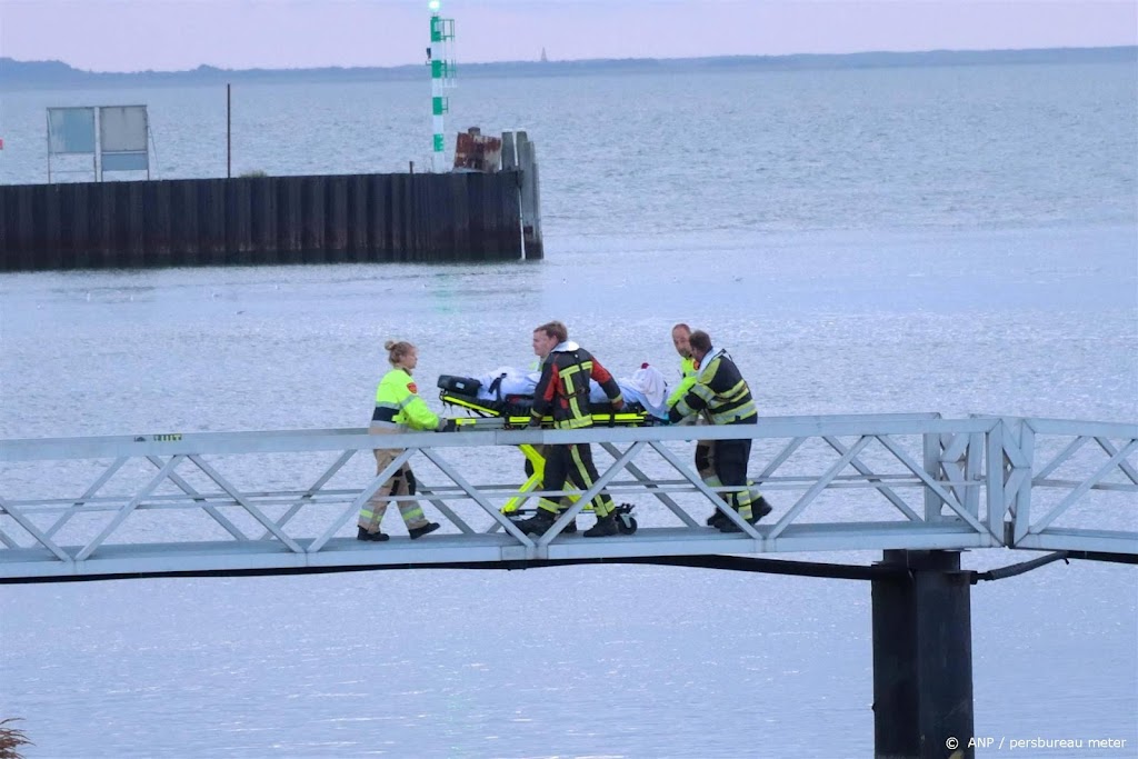 Waddenvereniging volgt brandend vrachtschip nauwgezet
