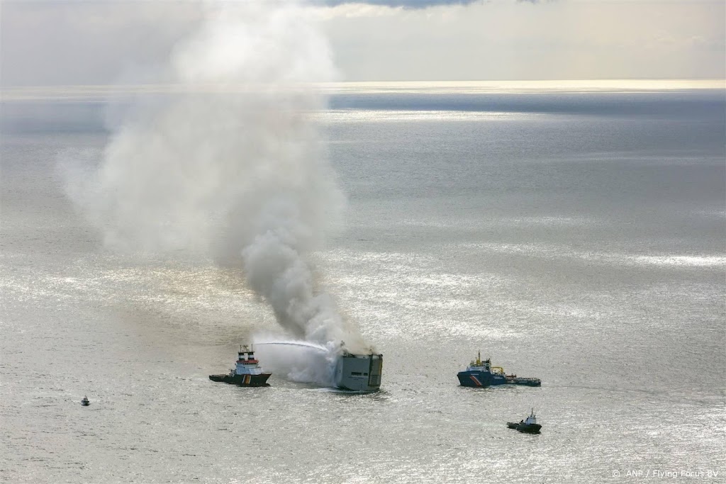 Vliegverbod boven gebied brandend vrachtschip Ameland