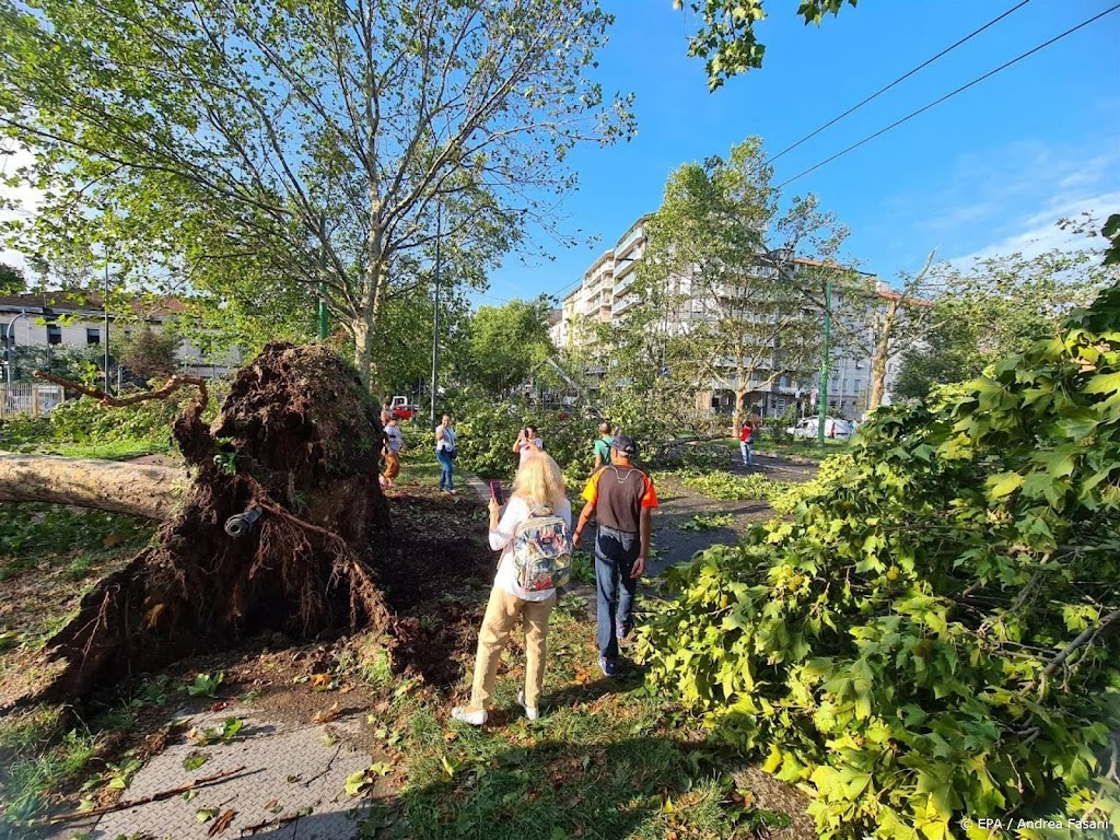 Nederlanders in Noord-Italië zaterdag in bussen terug na noodweer