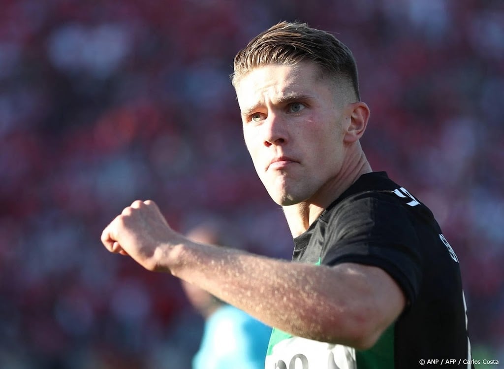 Arsenal bevestigt komst van spits Gyökeres 