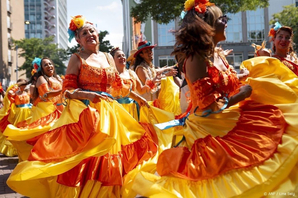 Zomercarnaval in Rotterdam rustig verlopen, wel aanhoudingen