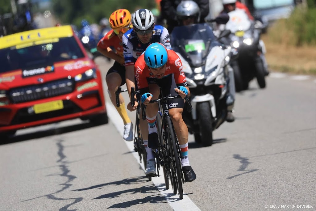 Ploeg van overleden De Decker start met rouwbanden in Vuelta