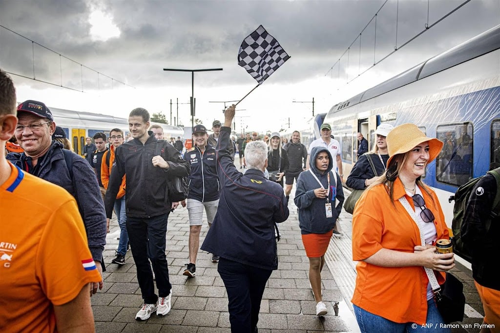 NS vervoert zo'n 44.000 bezoekers van F1 naar Zandvoort