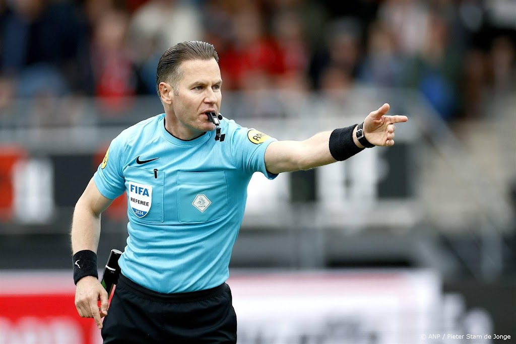 KNVB stelt scheidsrechter Makkelie aan voor Feyenoord - Ajax