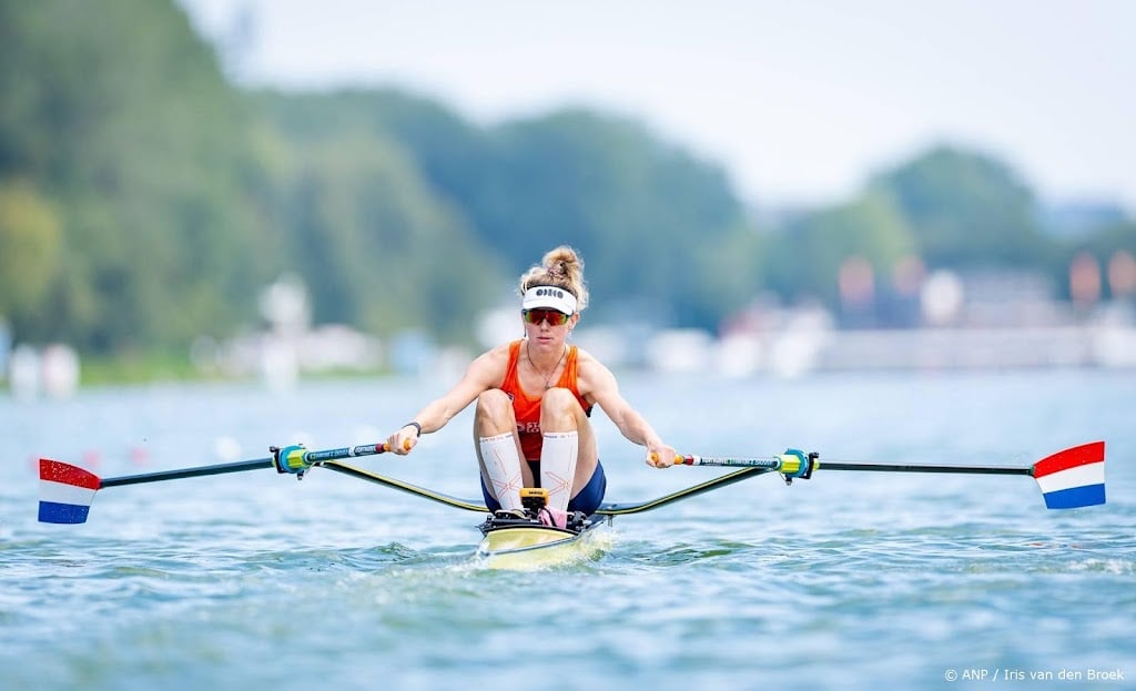 Olympisch kampioene Florijn eenvoudig door series op WK roeien