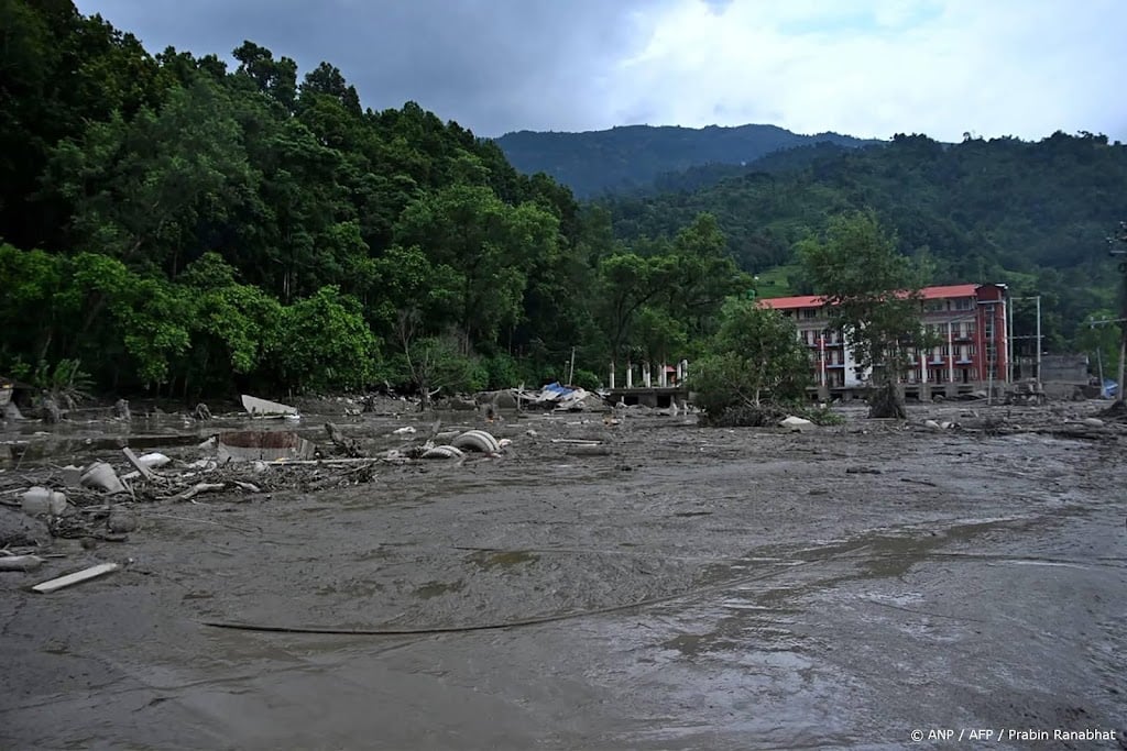 Dodental na aardbeving Nepal loopt op, reddingsacties bezig