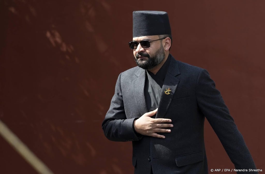 Premier Nepal vraagt om eenheid en geduld na overstromingen