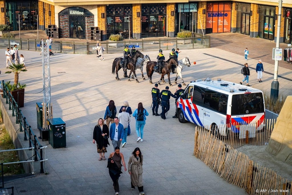 Werkstraffen voor drie minderjarigen om rellen in Scheveningen