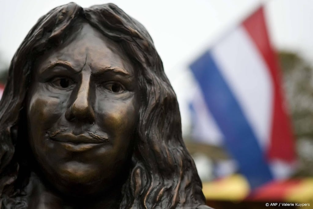 Bronzen beeld schilder Jan Steen weg in Warmond, aangifte gedaan