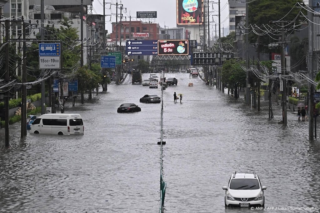 Overstromingsgevaar in Bangkok door hevige regen
