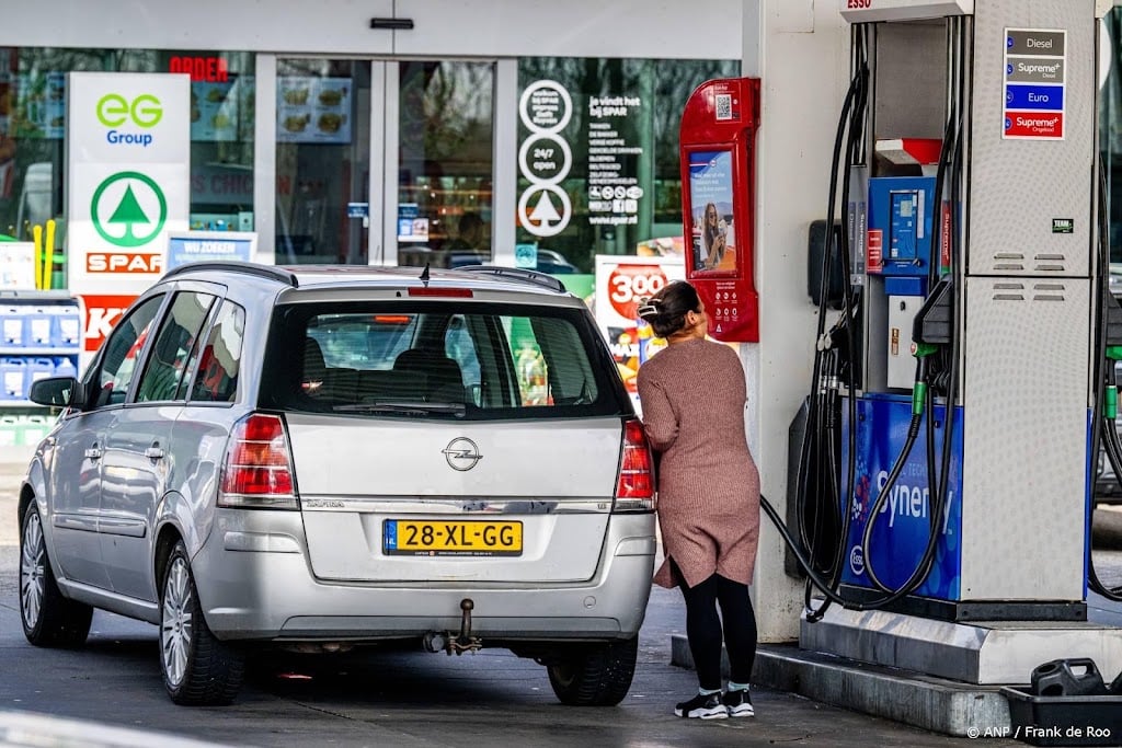 Gemiddelde adviesprijs benzine loopt iets verder op