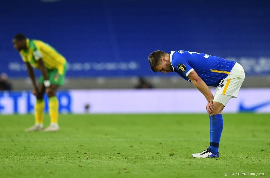 Veltman debuteert als basisspeler met gelijkspel bij Brighton