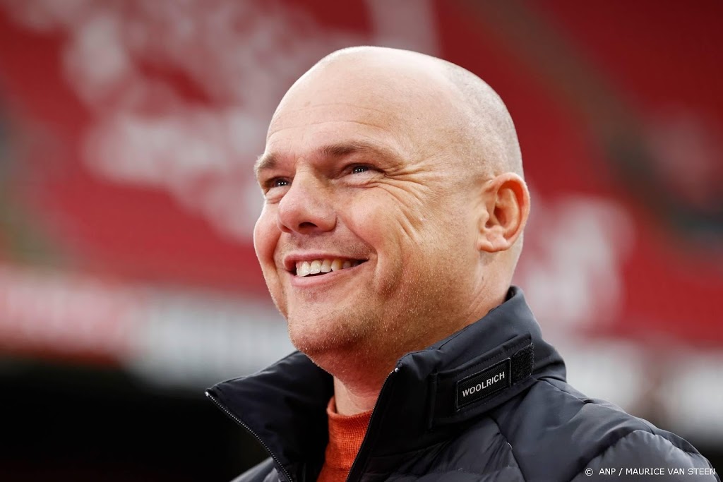 Coach Jansen van Heerenveen geeft drie spelers rust in bekerduel