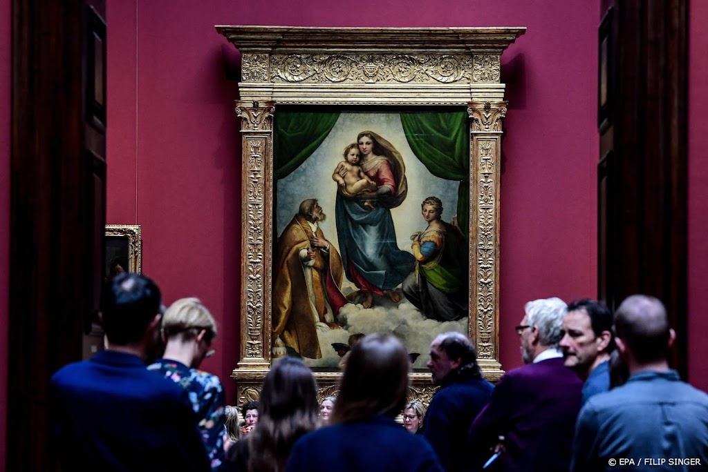 Duizenden euro's schade door actie bij Rafaëls Sixtijnse Madonna