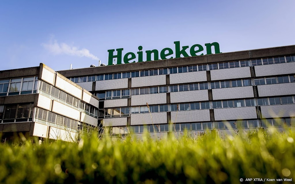 Rake klappen voor Heineken en ASMI, ook KPN zakt na cijfers