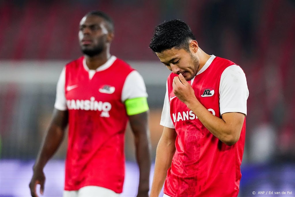 AZ maakt te veel fouten en verliest ruim van Aston Villa 