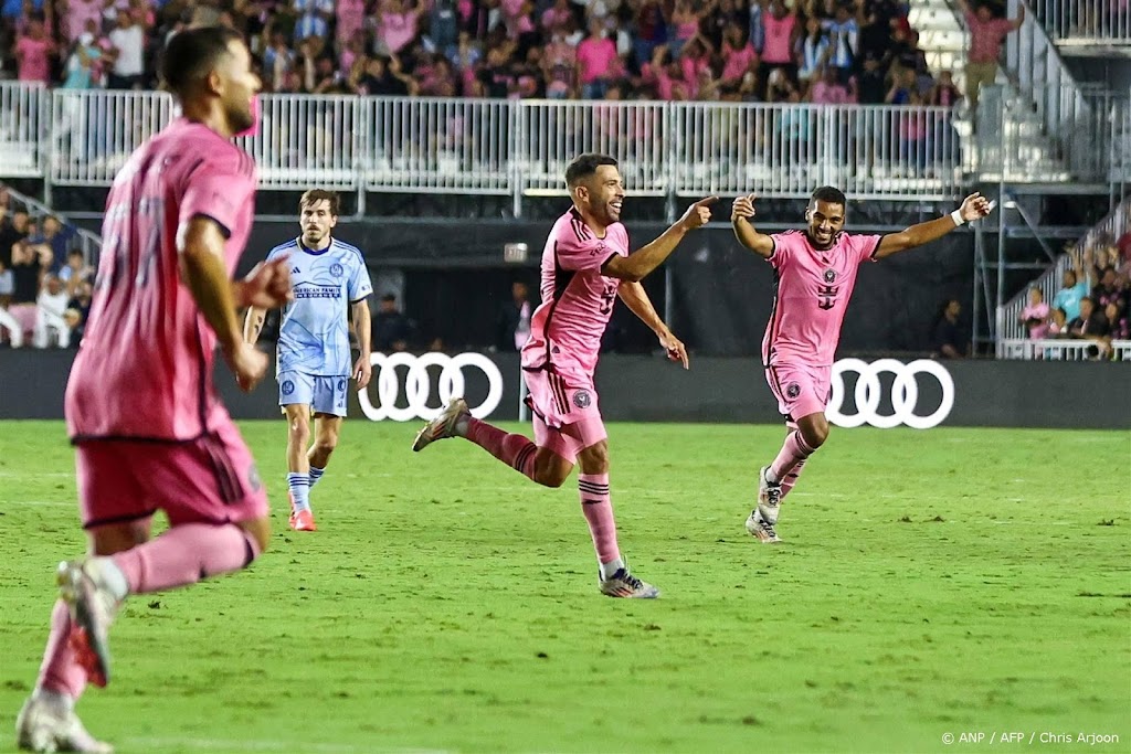 Inter Miami wint door goals Suárez en Alba eerste duel play-offs