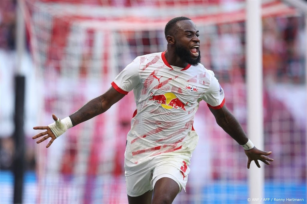 Geertruida helpt RB Leipzig met treffer aan koppositie  