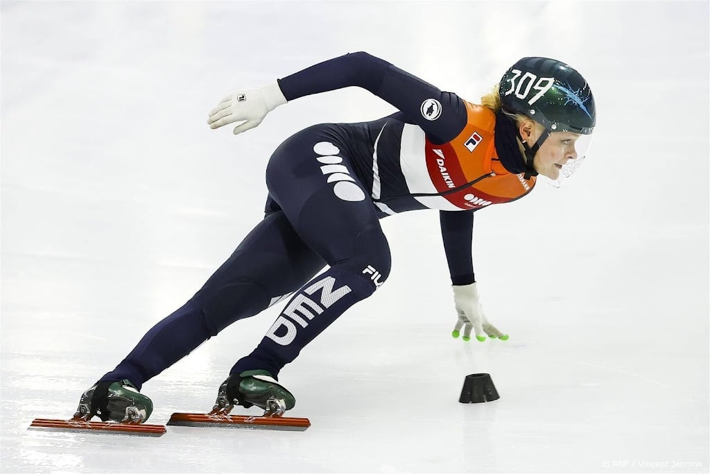 Velzeboer pakt goud op 1000 meter in seizoensopener World Tour 