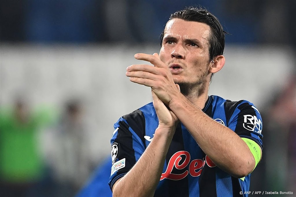 Scorende De Roon geeft startsein voor grote zege van Atalanta 