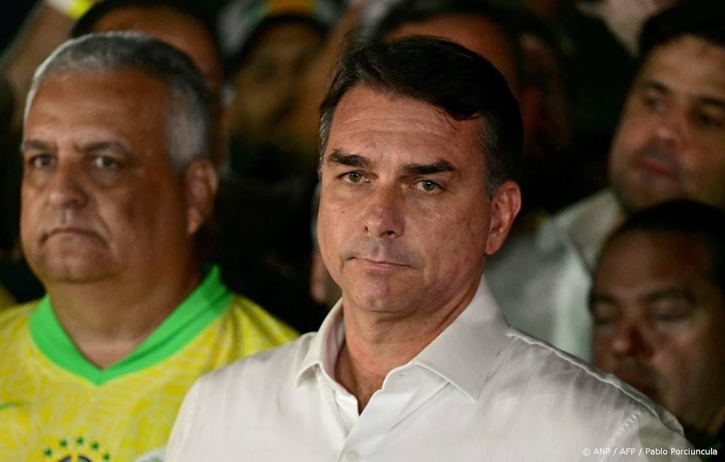 Flávio Bolsonaro zegt dat hij het land niet mag verlaten
